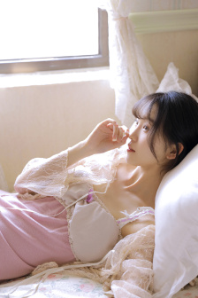 黑丝美女图片